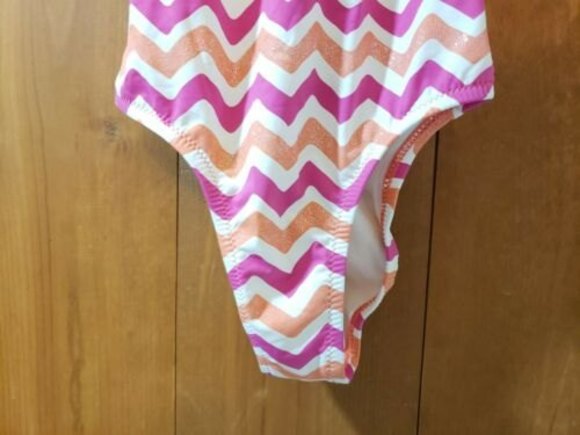 Garnet Hill Kids One-Piece Swimsuit Girls 8 Chevron Pattern - Picture 9 of 16